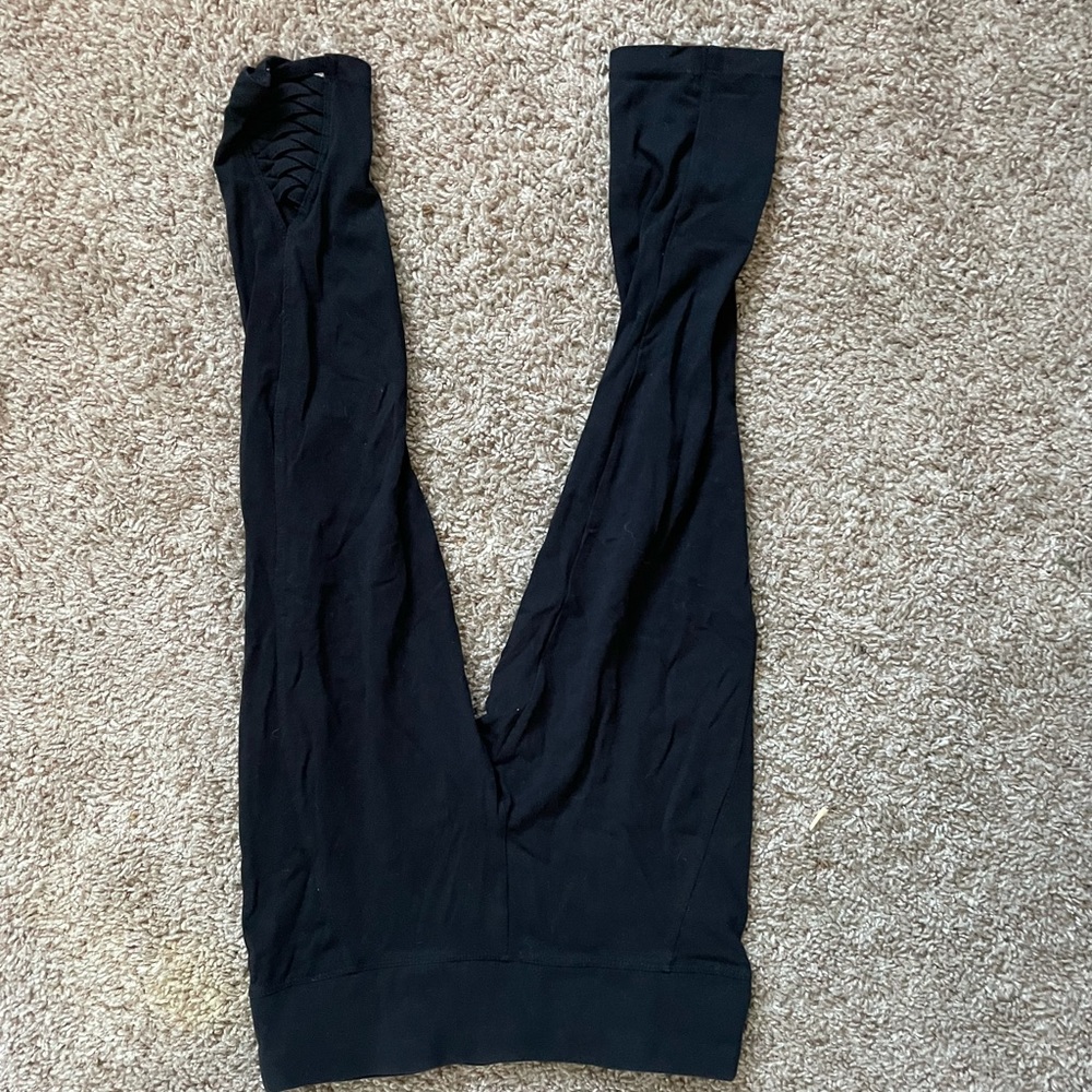 Black Capri leggings